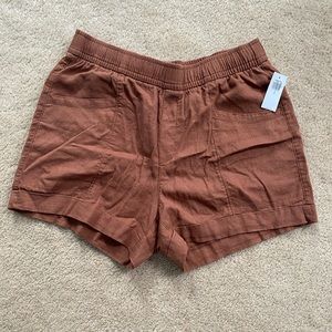 linen shorts